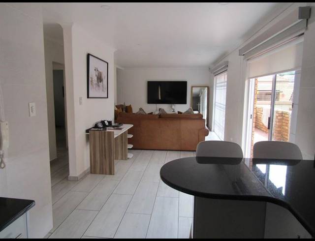 3 BEDROOM TOWNHOUSE FOR SALE IN GLENVISTA